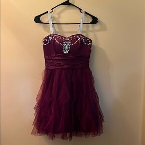 Elegant Burgundy Junior Dress with Added Beaded Straps. Size 1